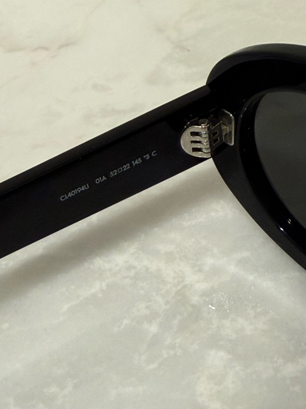 CELINE Triomphe Oval Sunglasses - Picture 6 of 11